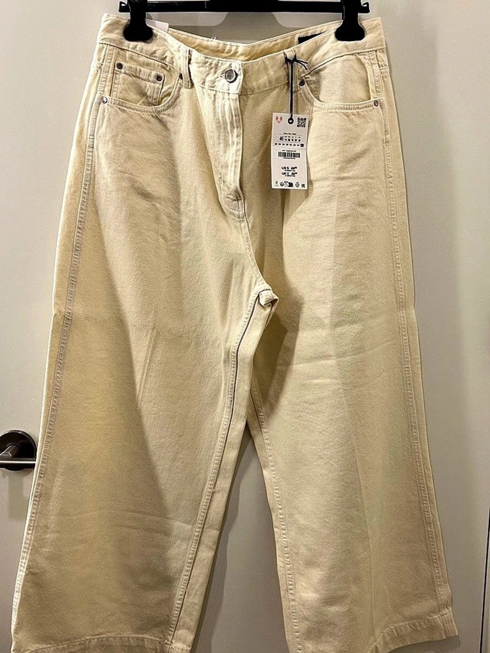 Zara The ZW High Rise Loose Wide Leg Pants in Cream Size 14 New